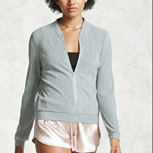 F21 | Pleated bomber jacket